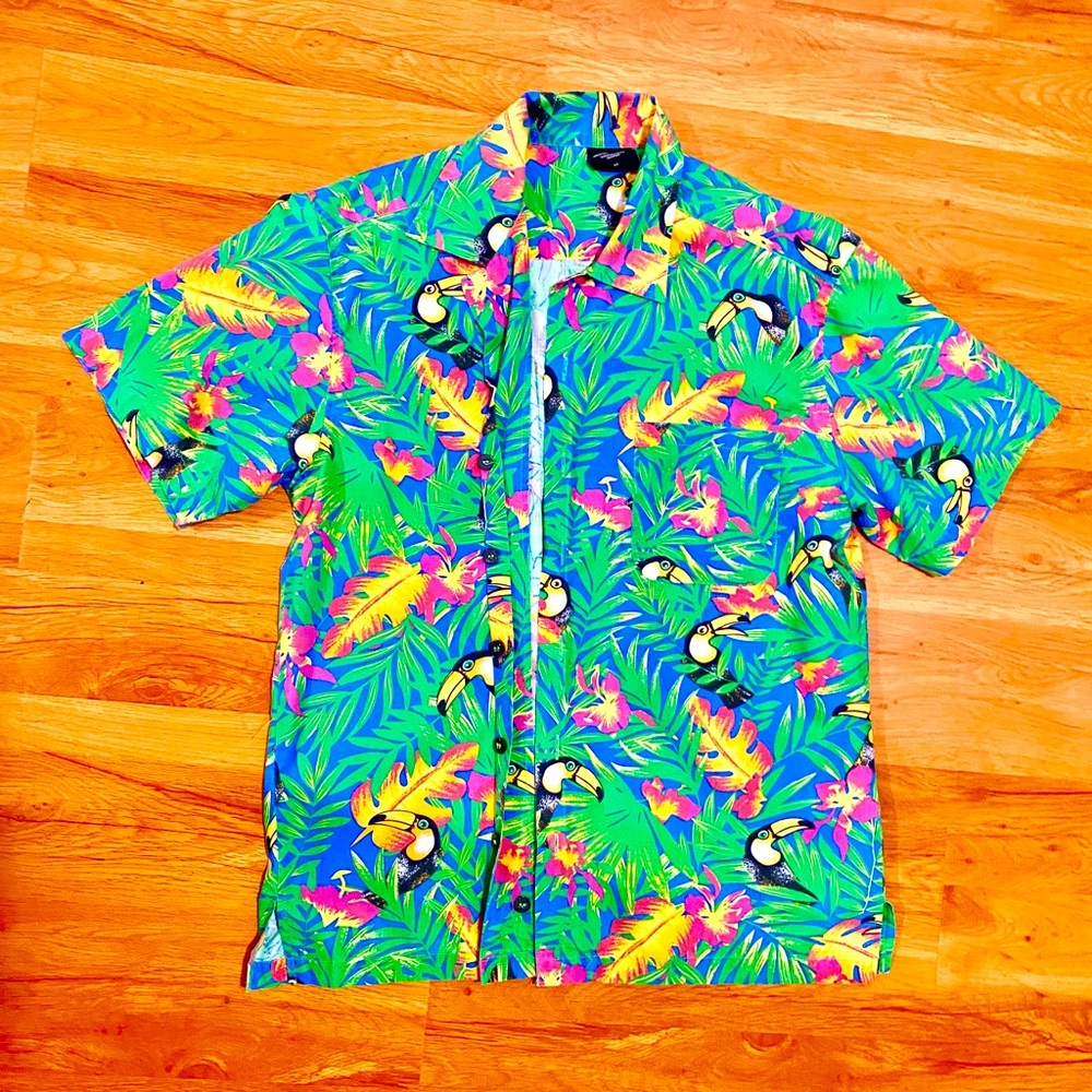 Tropical Vintage Button-up 🌴